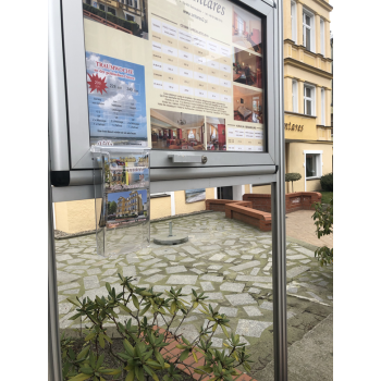 Zewnętrzny pojemnik na ulotki DL